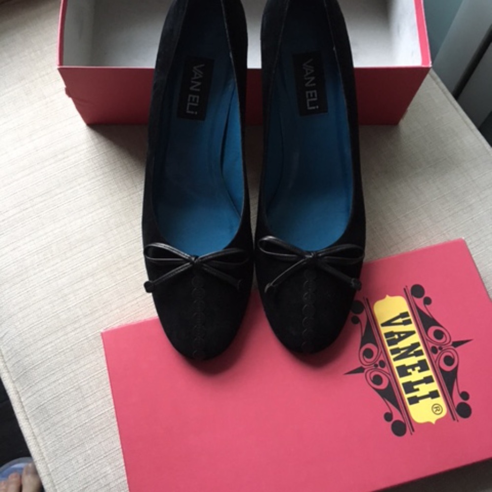 Vaneli Black Suede Pump -Low heel